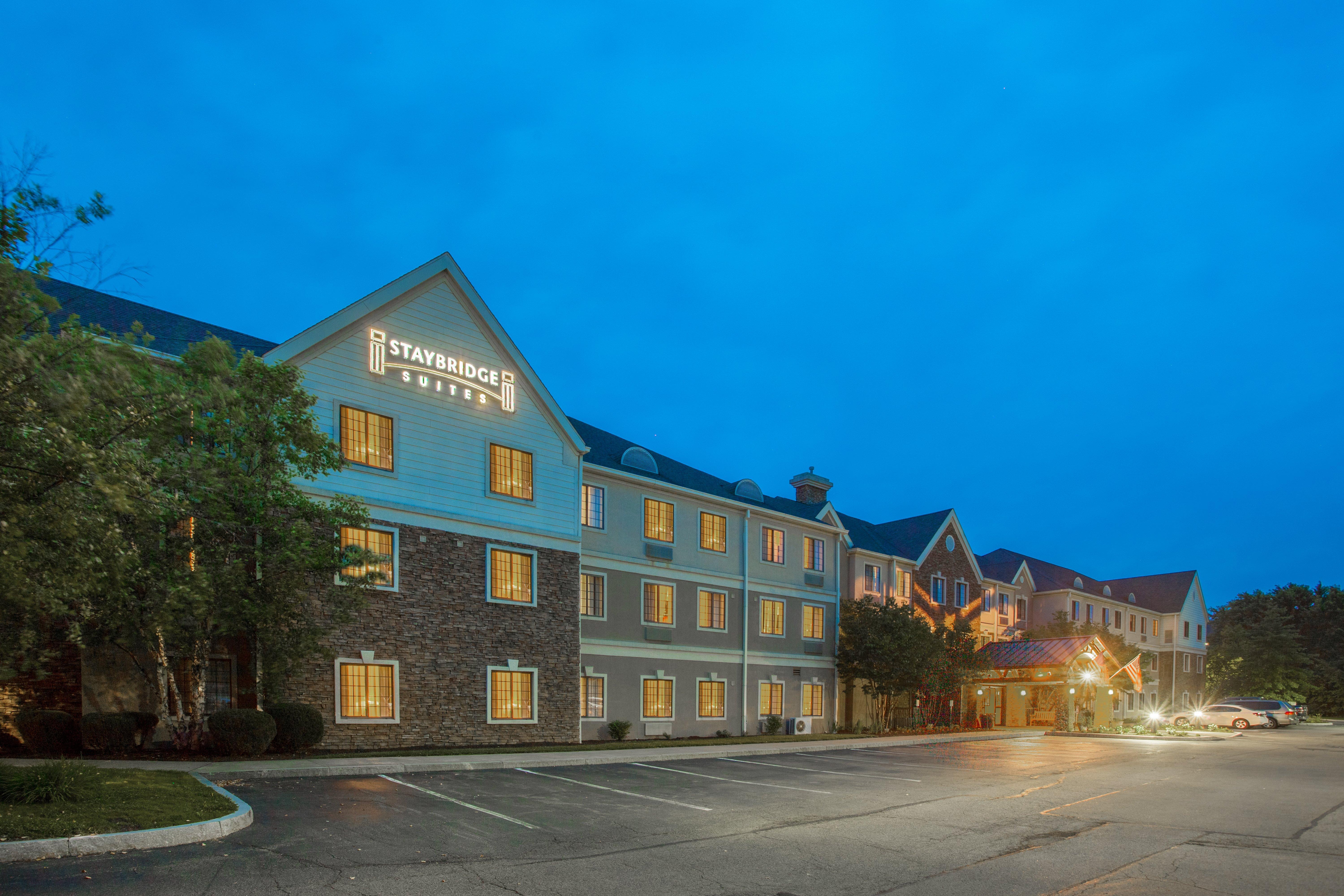 Staybridge Suites Corning By Ihg Buitenkant foto