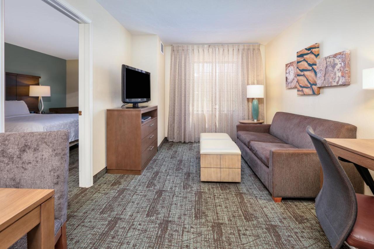Staybridge Suites Corning By Ihg Buitenkant foto