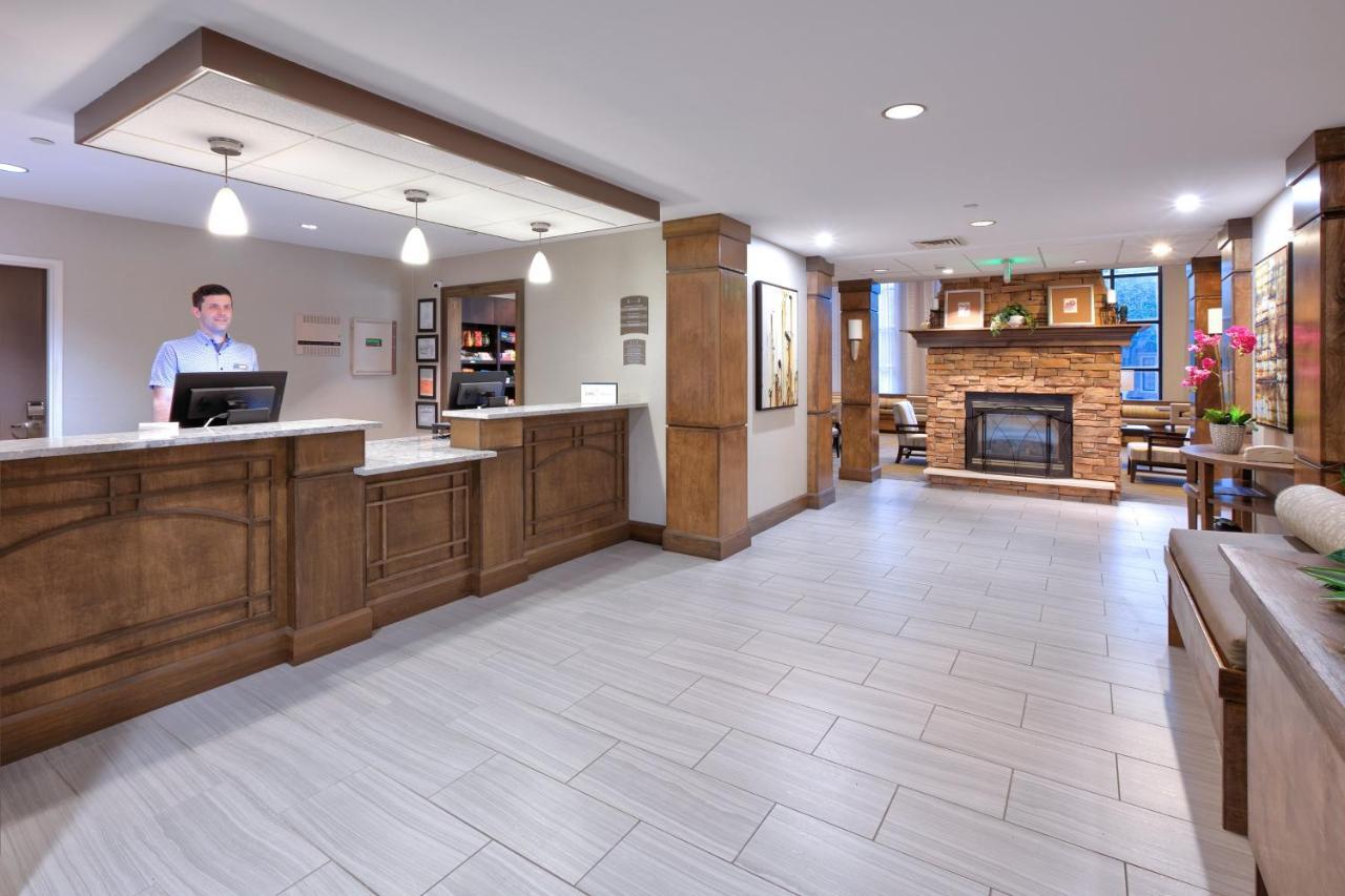 Staybridge Suites Corning By Ihg Buitenkant foto