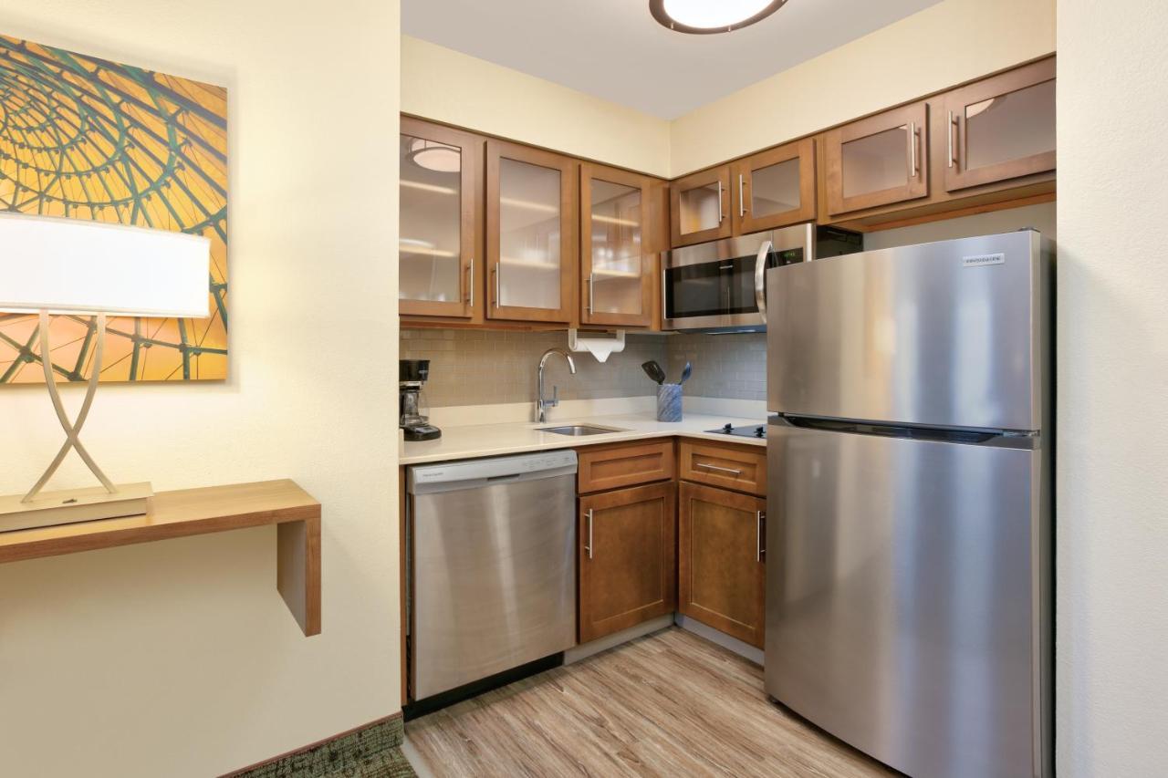 Staybridge Suites Corning By Ihg Buitenkant foto