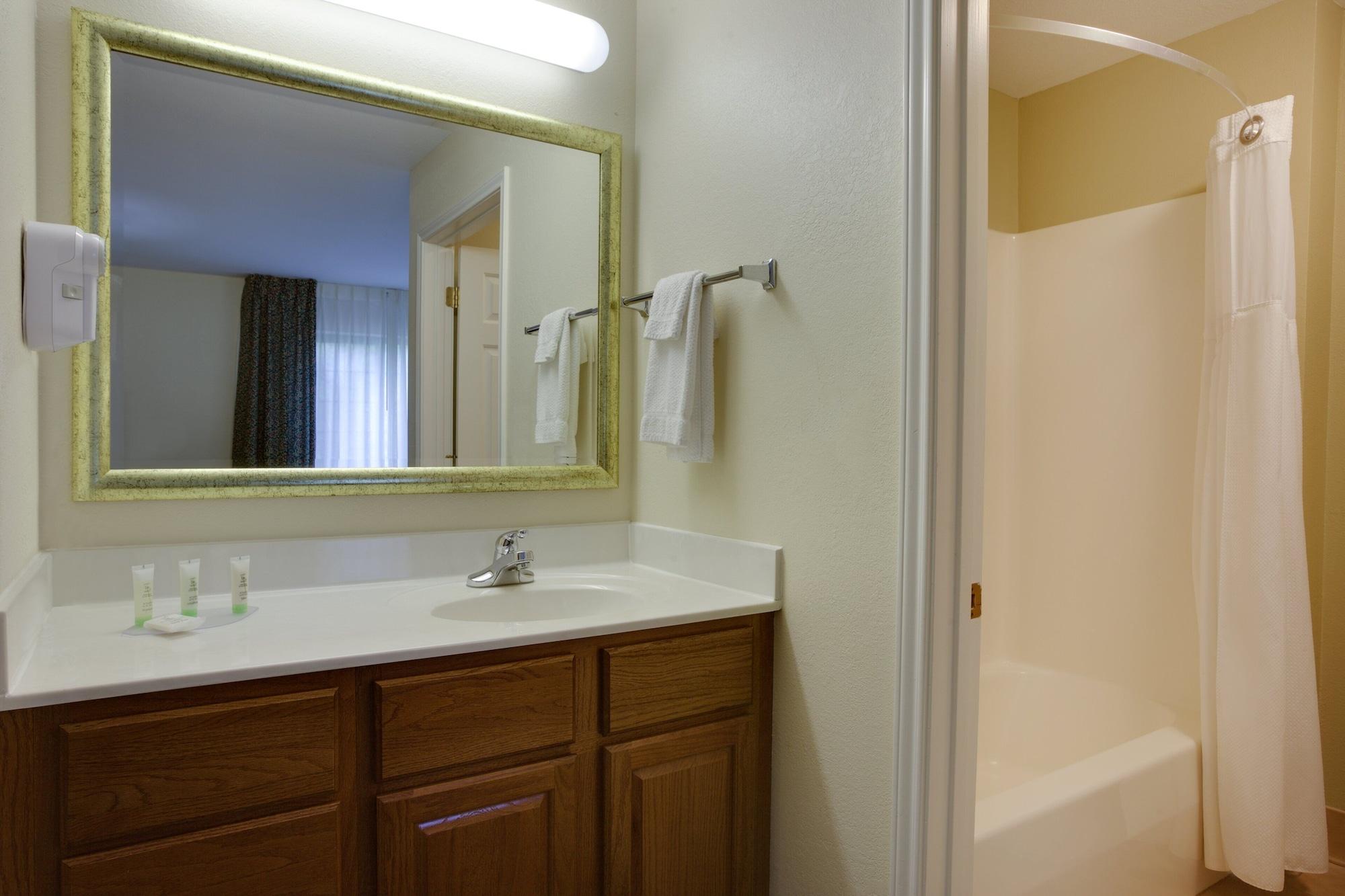 Staybridge Suites Corning By Ihg Buitenkant foto