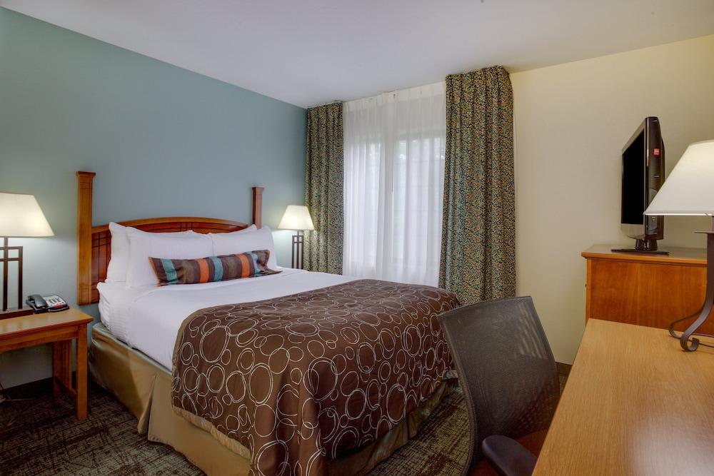 Staybridge Suites Corning By Ihg Buitenkant foto
